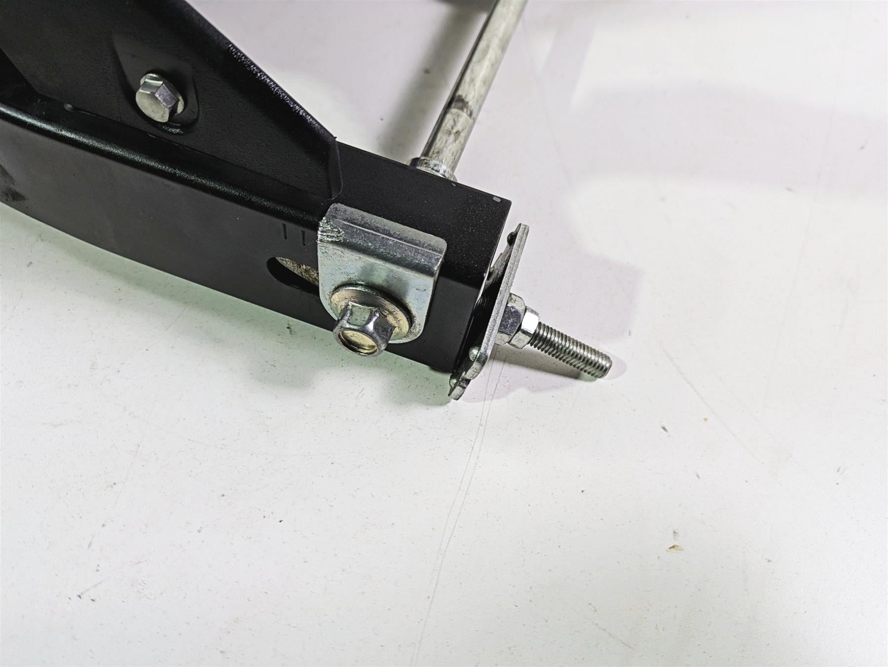 2021 Kawasaki Z125 Pro Swingarm & Rear Shock Set 33001-0647-18R {{ shop.shopifyCountryName }} - Mototech271