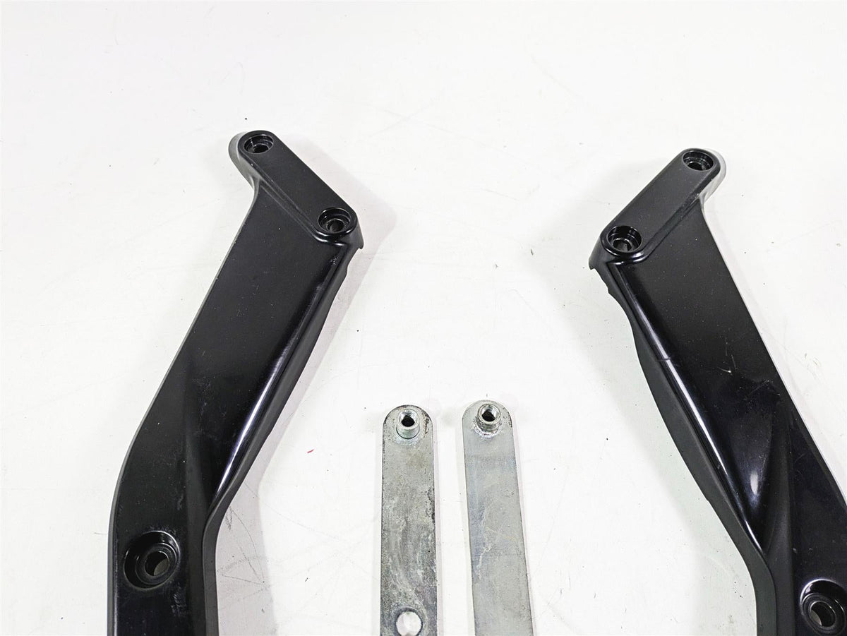 2018 Harley FXBR Softail Breakout Rear Fender Support Set 59500429 59500430 {{ shop.shopifyCountryName }} - Mototech271