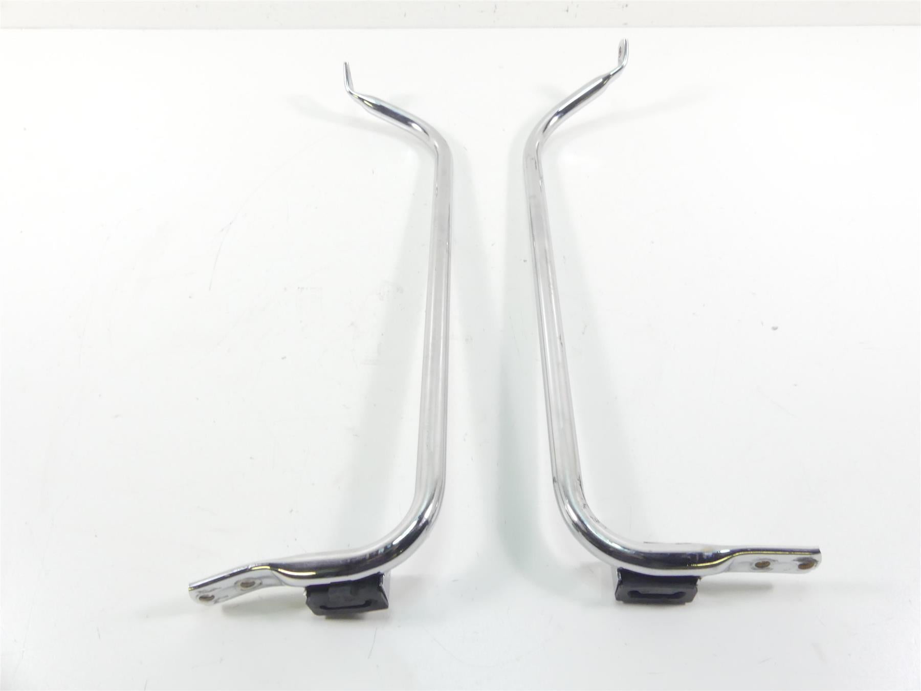 2005 Harley Touring FLHRSI Road King Saddlebag Guard Support Rail Set 49206-04 {{ shop.shopifyCountryName }} - Mototech271