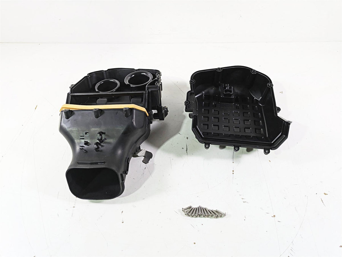 2021 Aprilia RS660 Air Filter Cleaner Breather Box U 2B006527 L 2B006529 {{ shop.shopifyCountryName }} - Mototech271