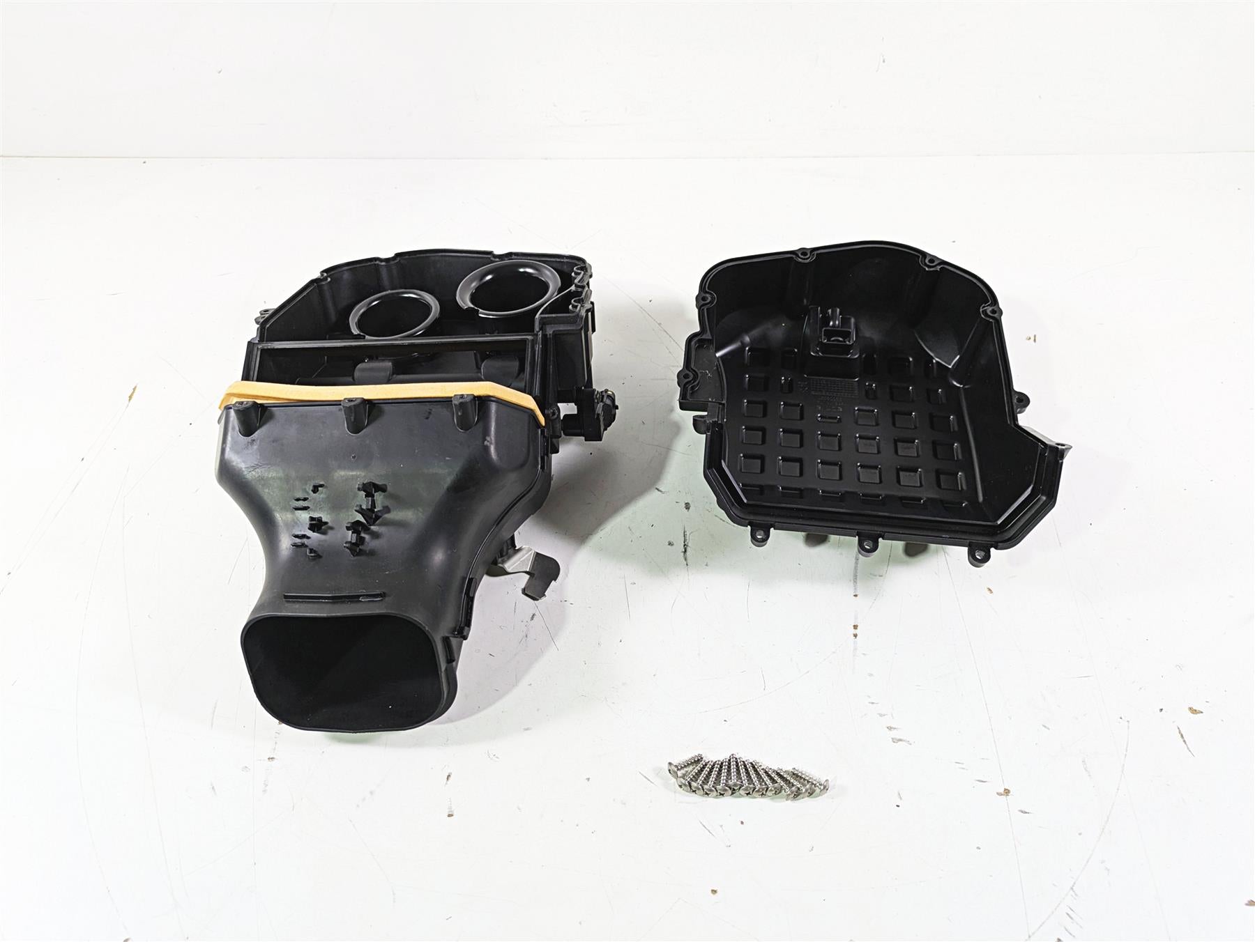 2021 Aprilia RS660 Air Filter Cleaner Breather Box U 2B006527 L 2B006529 | Mototech271