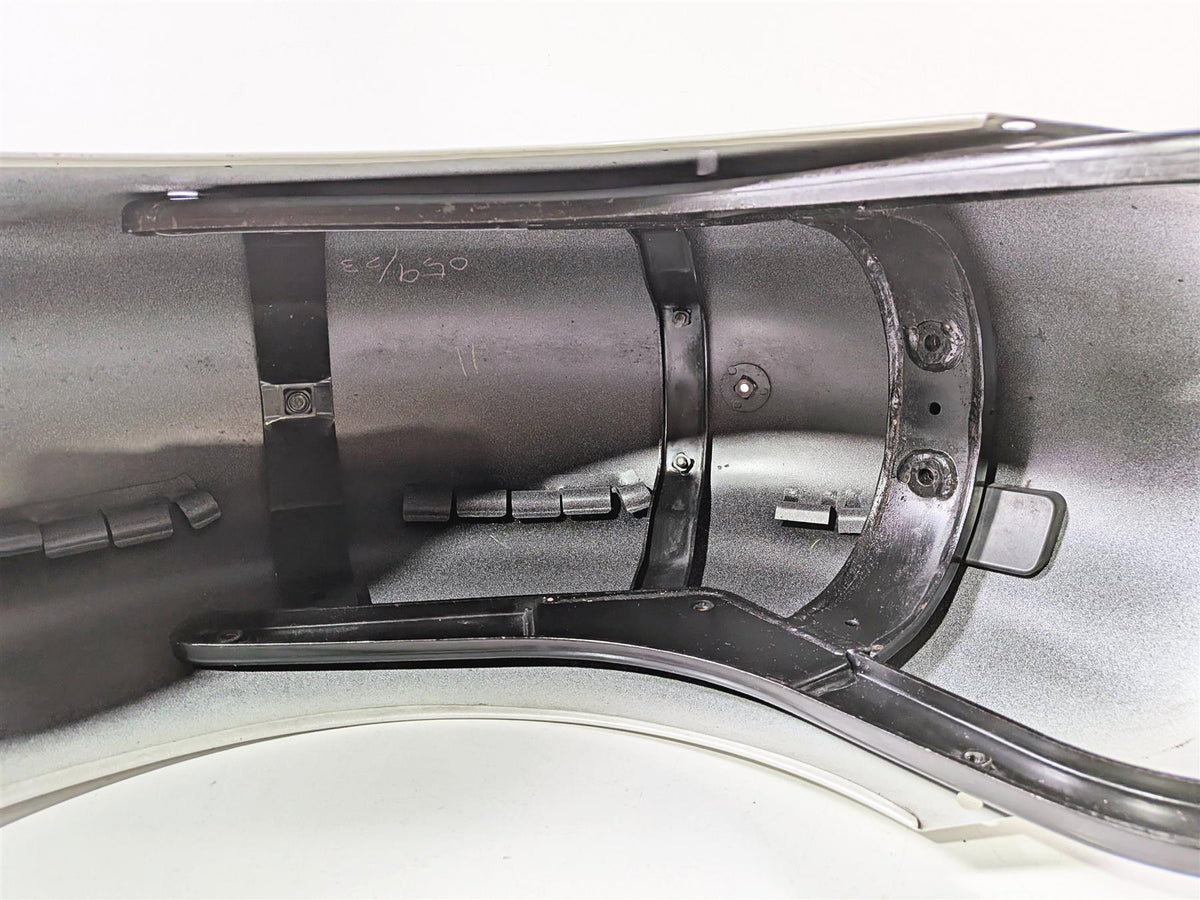 2006 Yamaha XVZ1300 Royal Star Rear Fender White 5EJ-Y2161-70-P0 {{ shop.shopifyCountryName }} - Mototech271