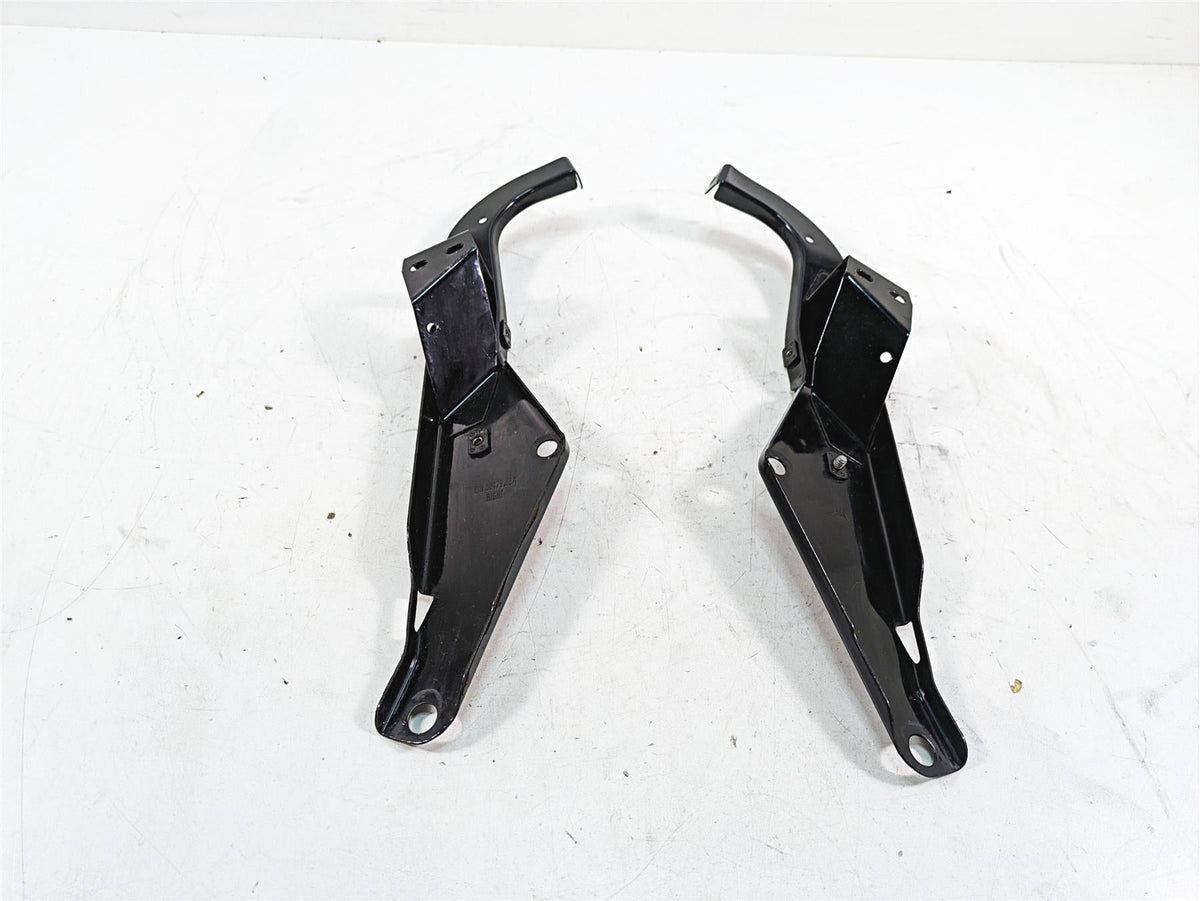 2009 Harley Touring FLHTCU Electra Glide Front Fairing Mount Holder Set 58478-96 {{ shop.shopifyCountryName }} - Mototech271