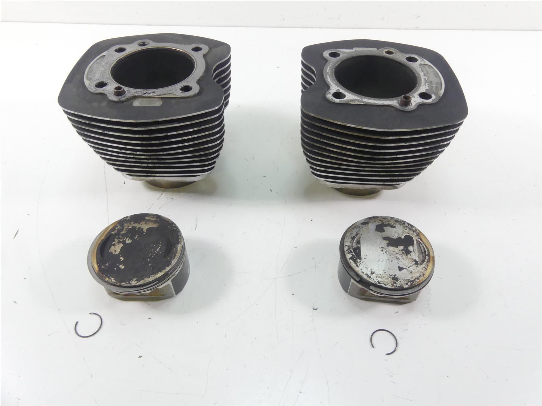 2008 Harley Softail FXSTB Night Train Jug Cylinder Piston Set -Read 17458-07 {{ shop.shopifyCountryName }} - Mototech271