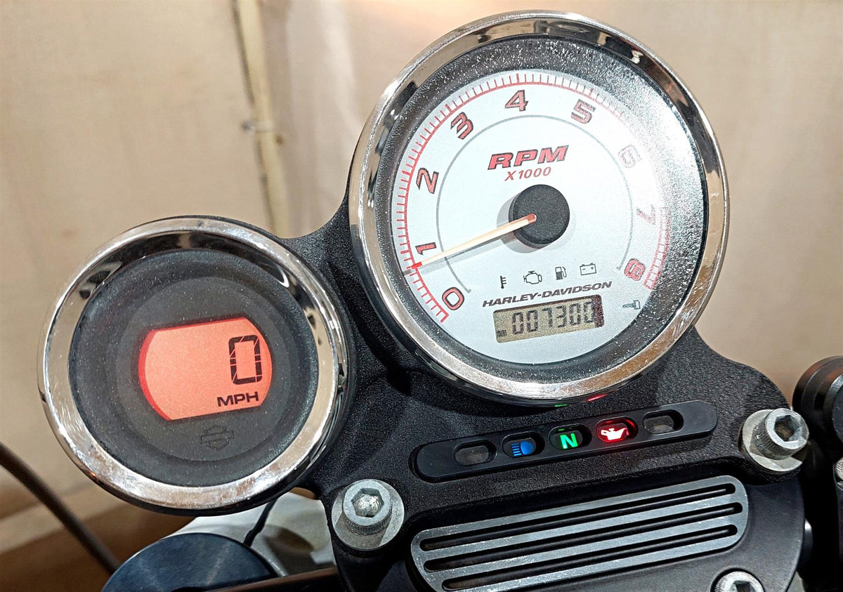 2009 Harley XR1200 Sportster Speedometer Gauge Tach Instrument 7k -Read 67576-08 {{ shop.shopifyCountryName }} - Mototech271