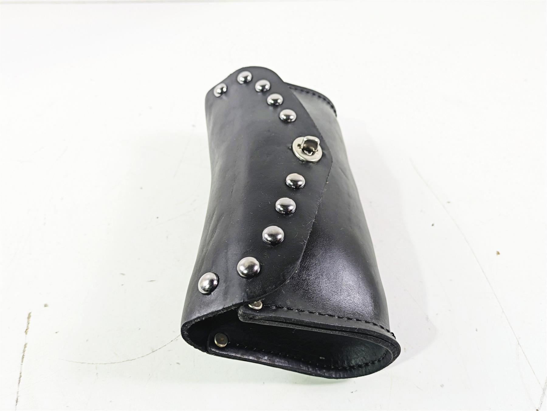 2004 Harley Softail FLSTF Fat Boy Windshield Leather Bag {{ shop.shopifyCountryName }} - Mototech271