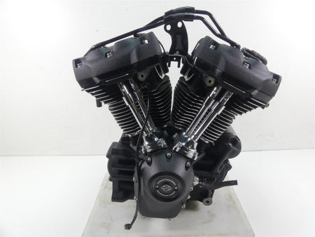 2022 Harley Softail FXBBS Street Bob Running M8 114ci Engine 2k - Video 16200657 {{ shop.shopifyCountryName }} - Mototech271