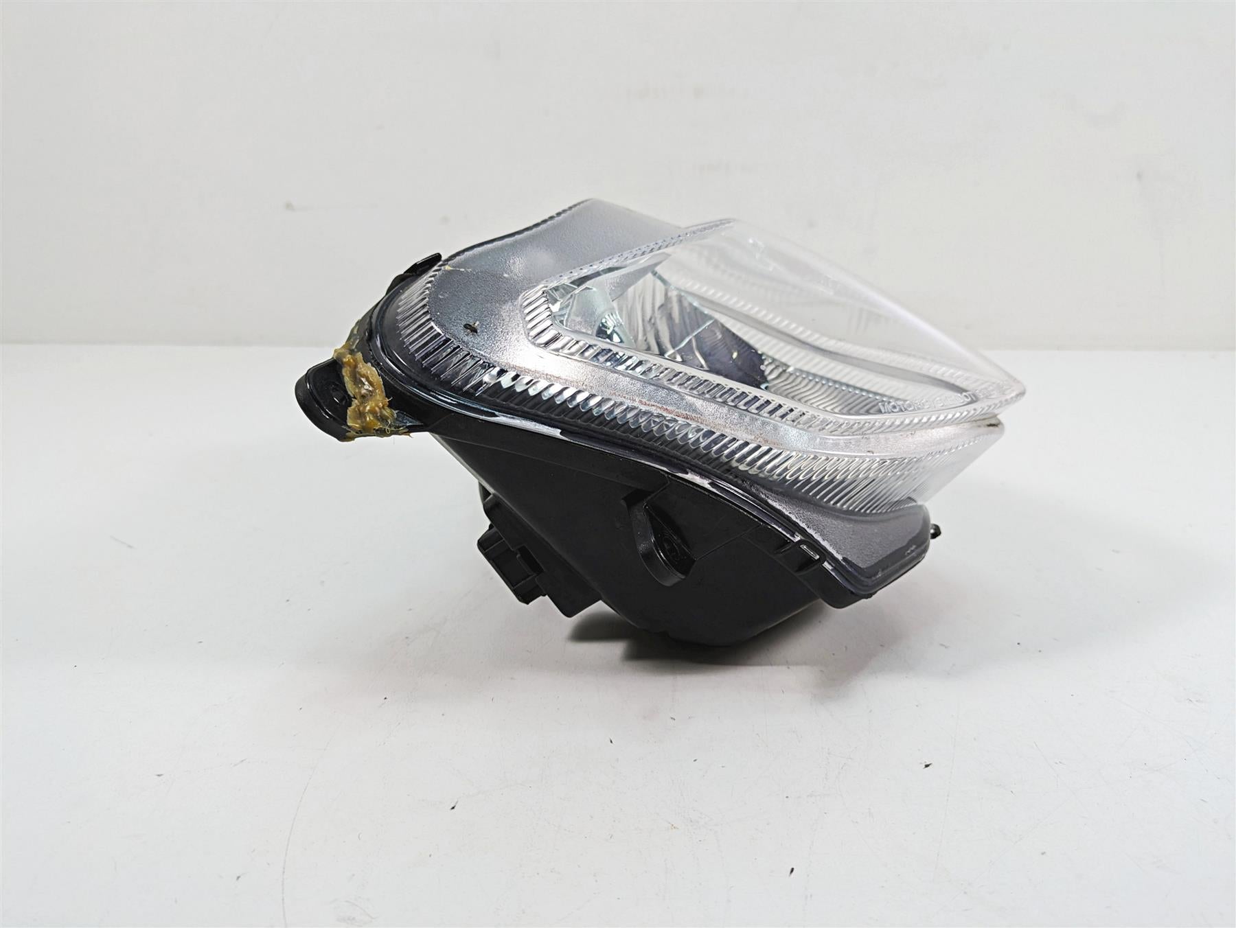 2011 Ducati Hypermotard 1100 Evo SP Headlight Head Light Lamp -Read 52010163A {{ shop.shopifyCountryName }} - Mototech271