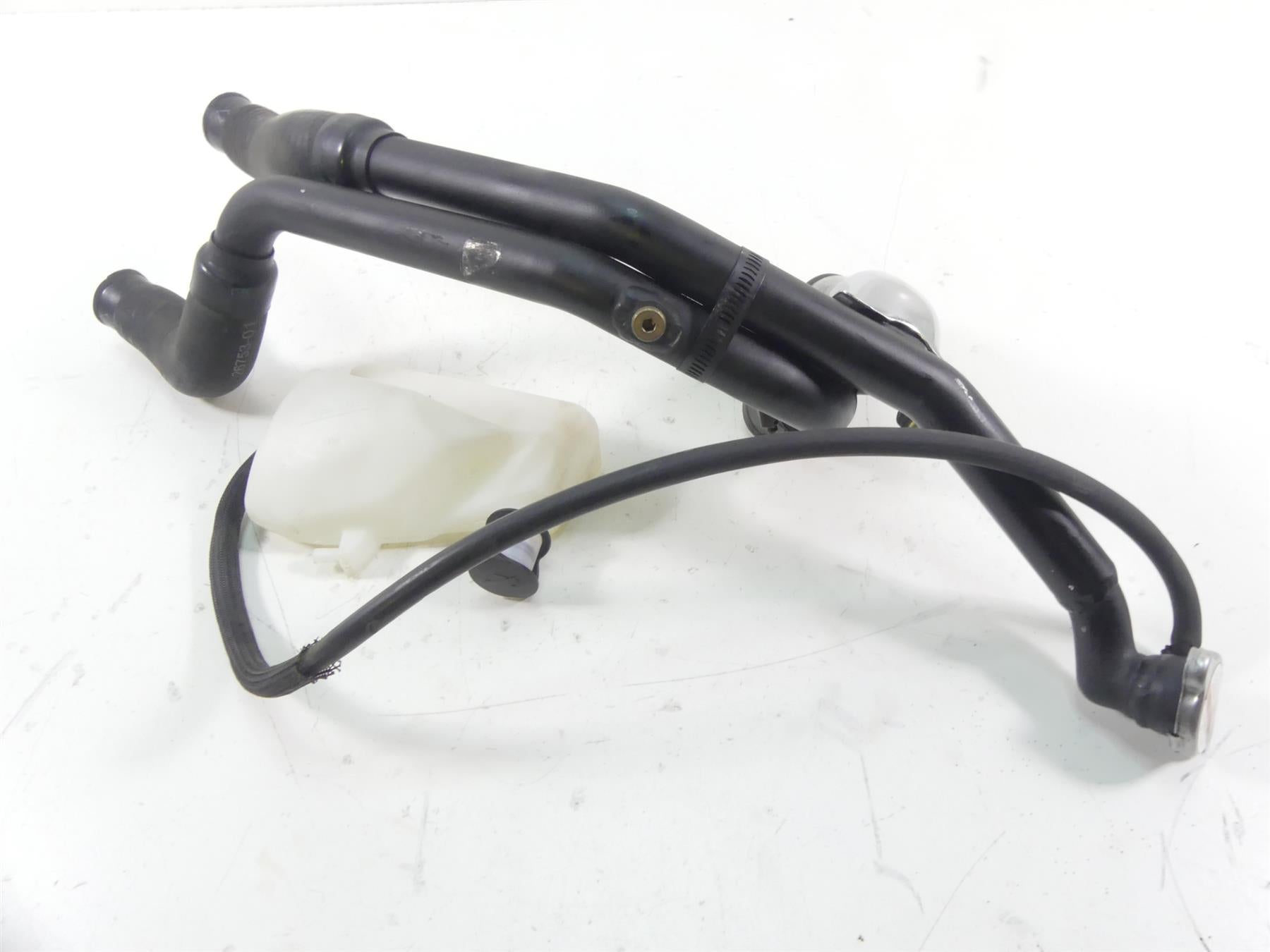 2006 Harley VRSCD Night V Rod Radiator Cooler Hoses Tube Reservoir Set 26767-01 | Mototech271