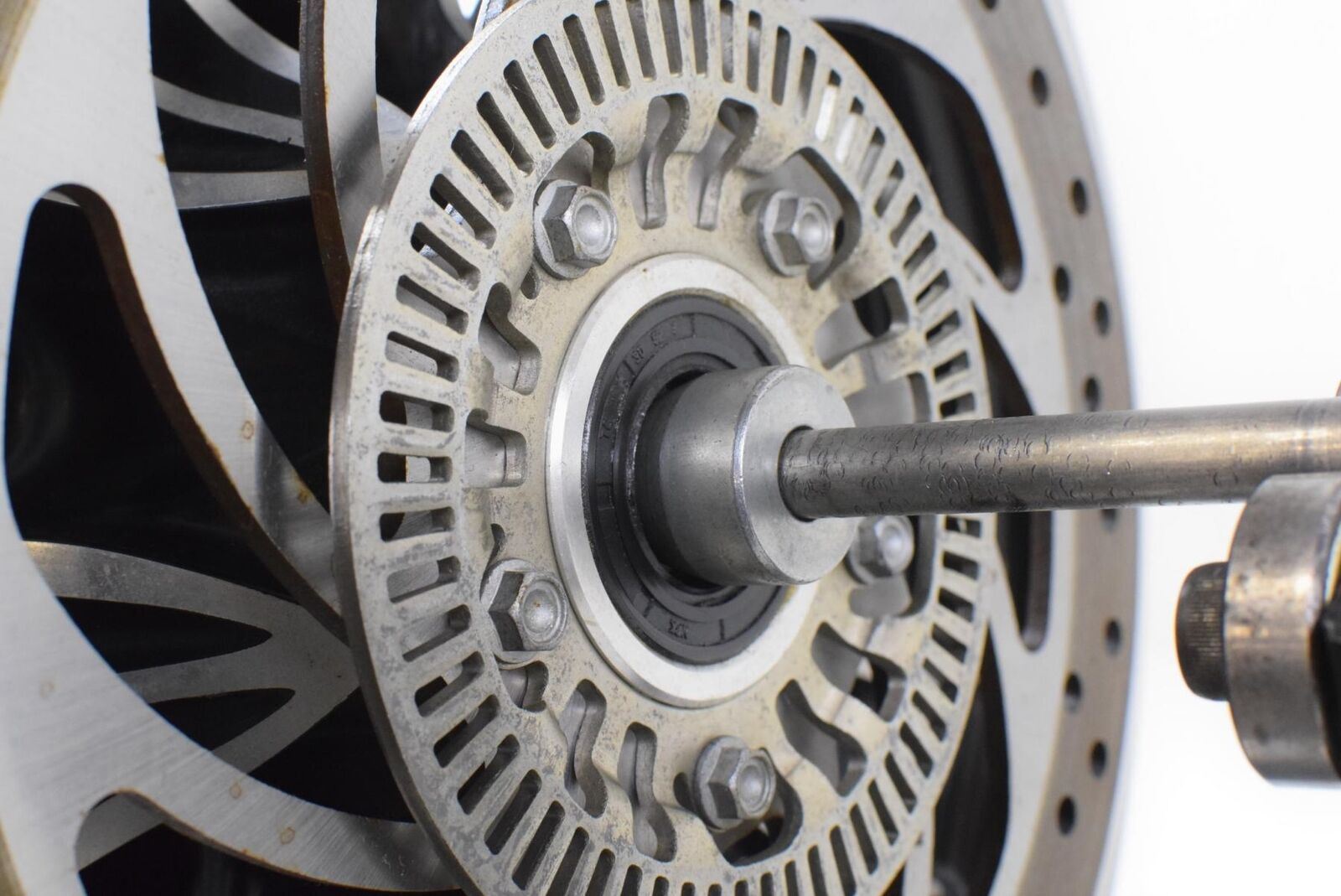 2016 Indian Scout (ABS) NICE Rear Wheel Rim 16x3.5 STRAIGHT 1522090-266M {{ shop.shopifyCountryName }} - Mototech271