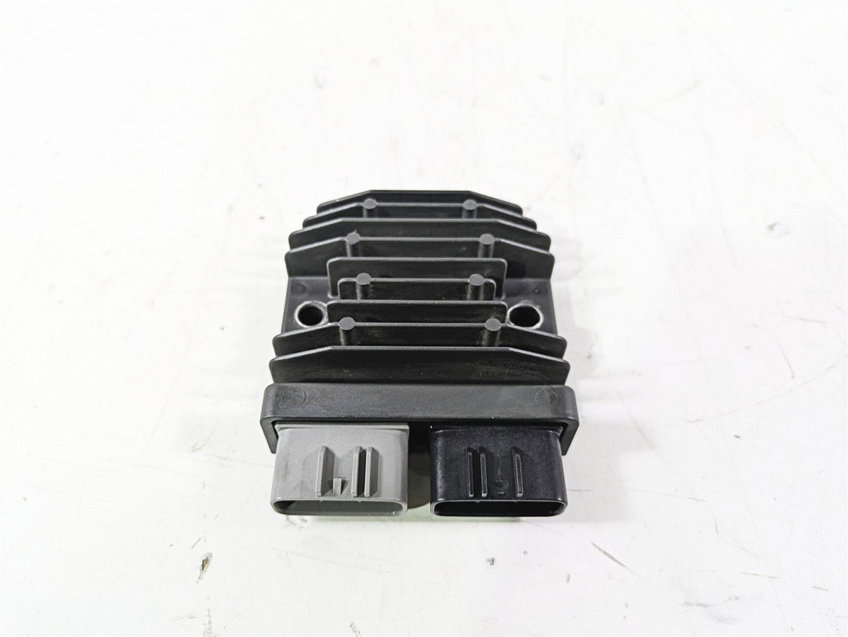 2020 Triumph Daytona 765 Moto2 Rectifier Voltage Regulators T1300675 FH020AA {{ shop.shopifyCountryName }} - Mototech271