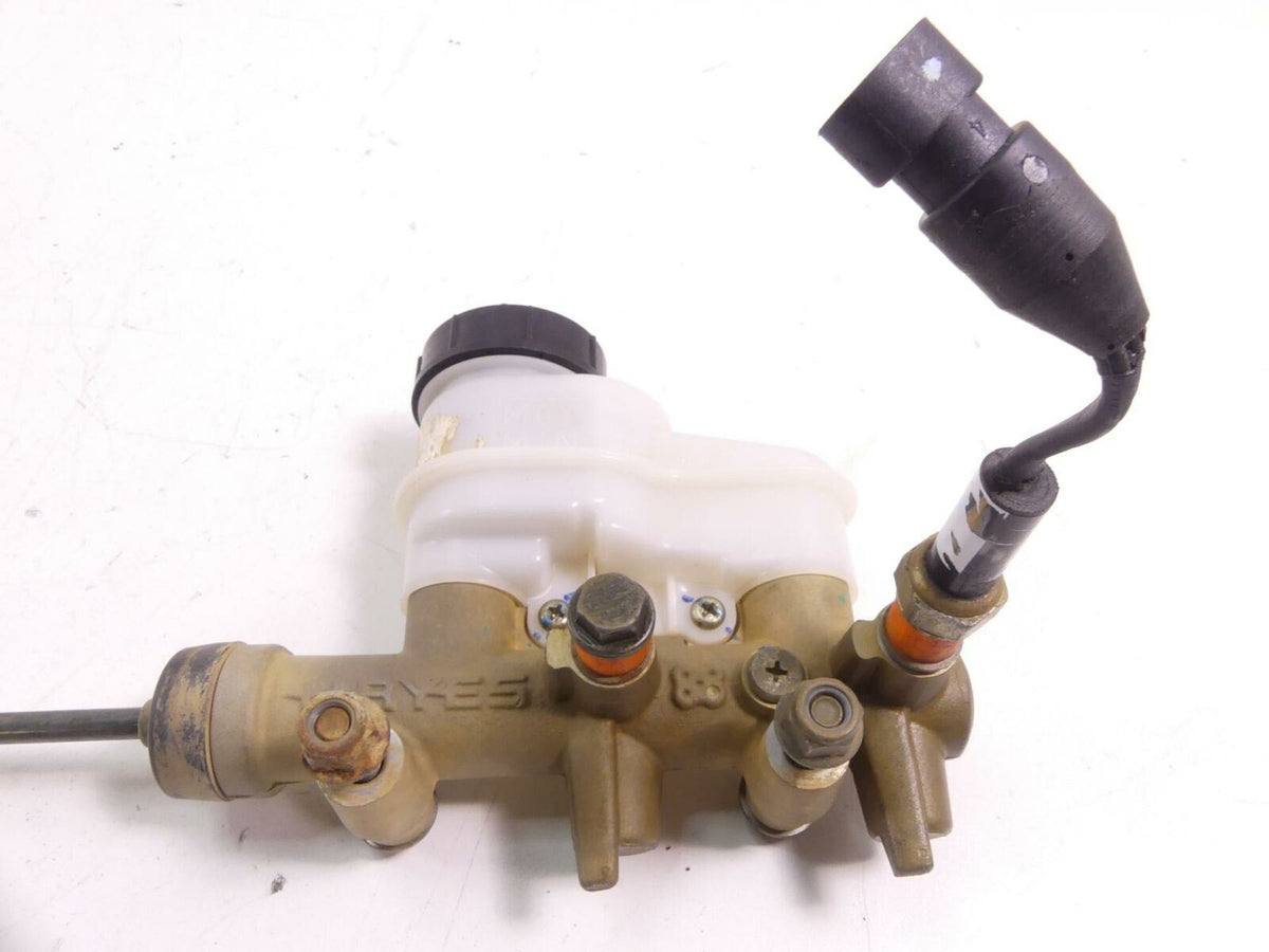 2018 Polaris RZR XP 1000 EPS Hayes Main Brake Master Cylinder 1911982 {{ shop.shopifyCountryName }} - Mototech271