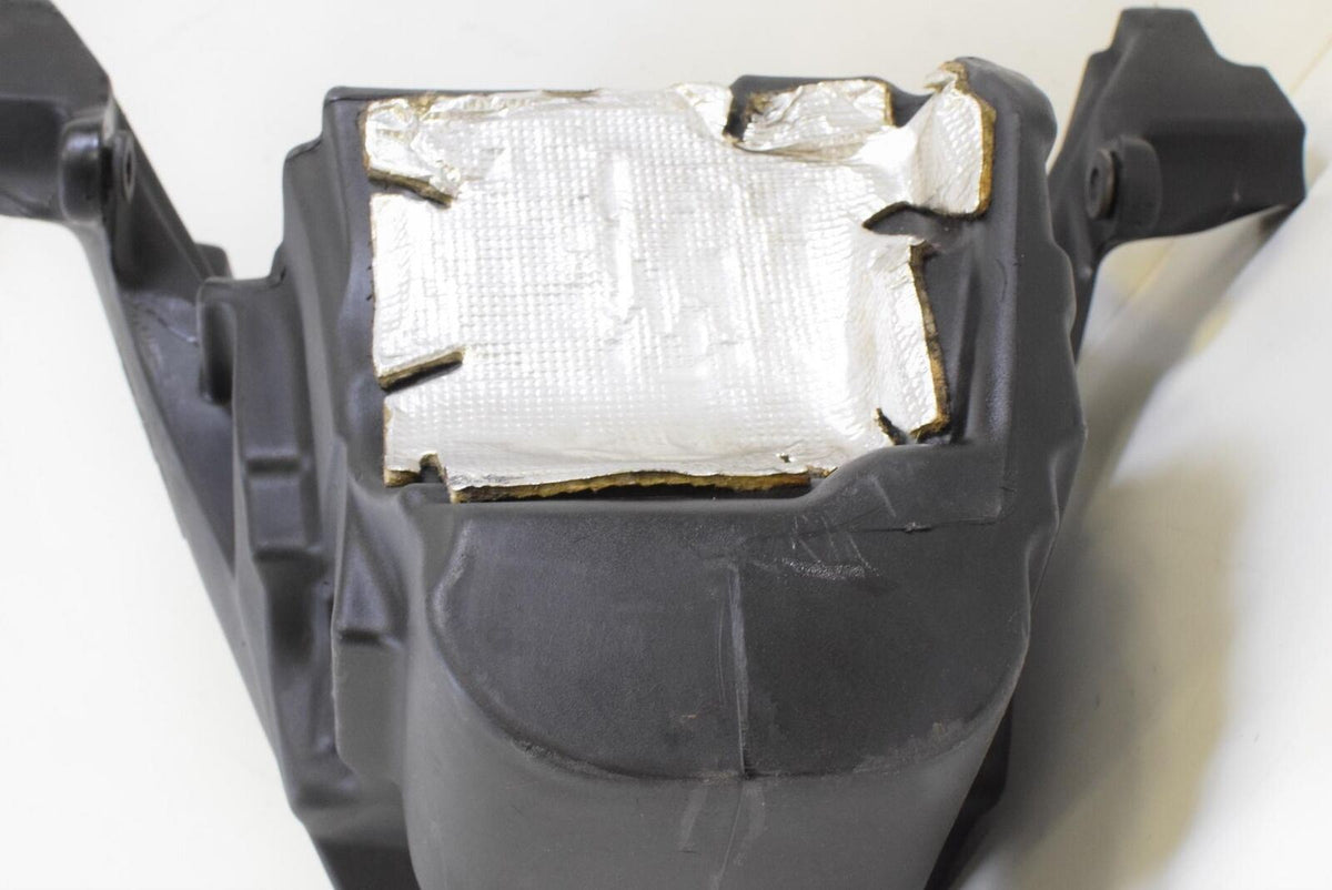 2010 BMW K1300GT K1300 GT K44 Fuel Gas Petrol Tank 16117711030 {{ shop.shopifyCountryName }} - Mototech271