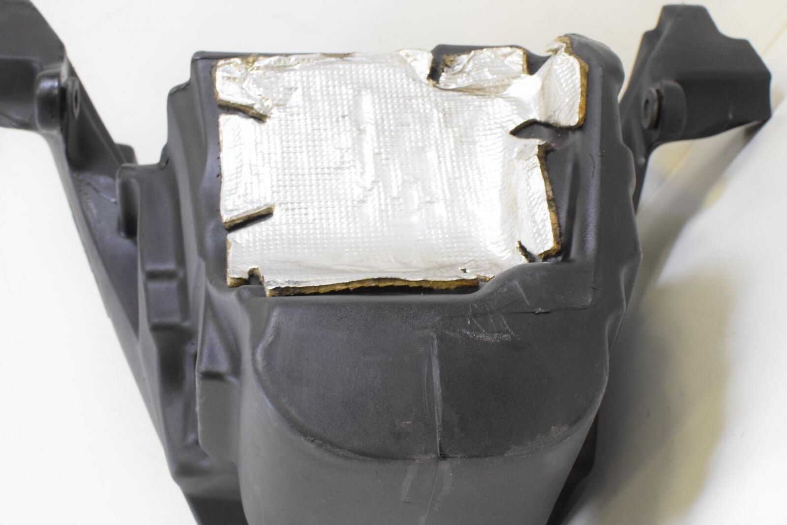 2010 BMW K1300GT K1300 GT K44 Fuel Gas Petrol Tank 16117711030 {{ shop.shopifyCountryName }} - Mototech271