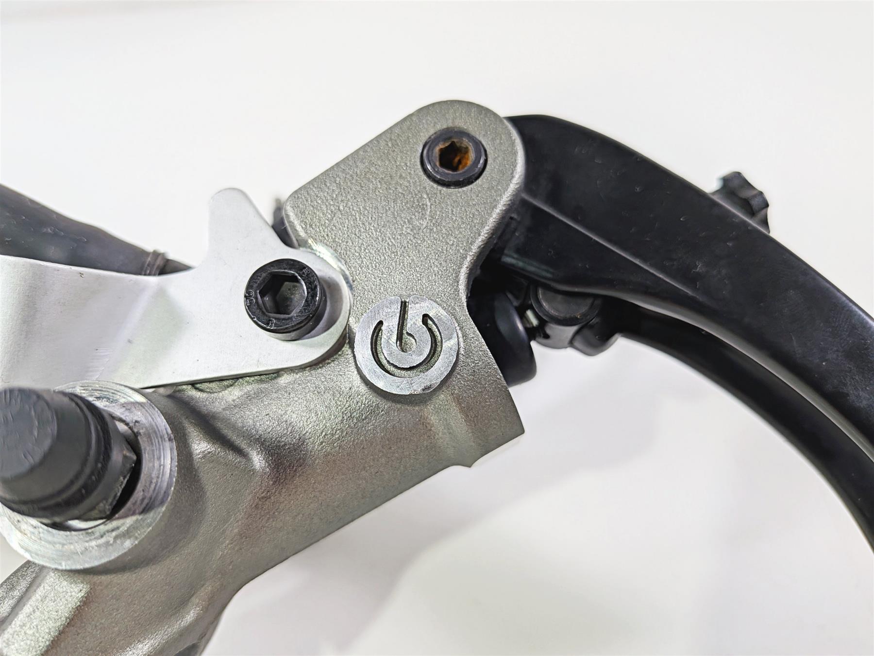 2017 Ducati Panigale 1299 Brembo Radial Front Brake Master Cylinder 62440763B-Mototech271