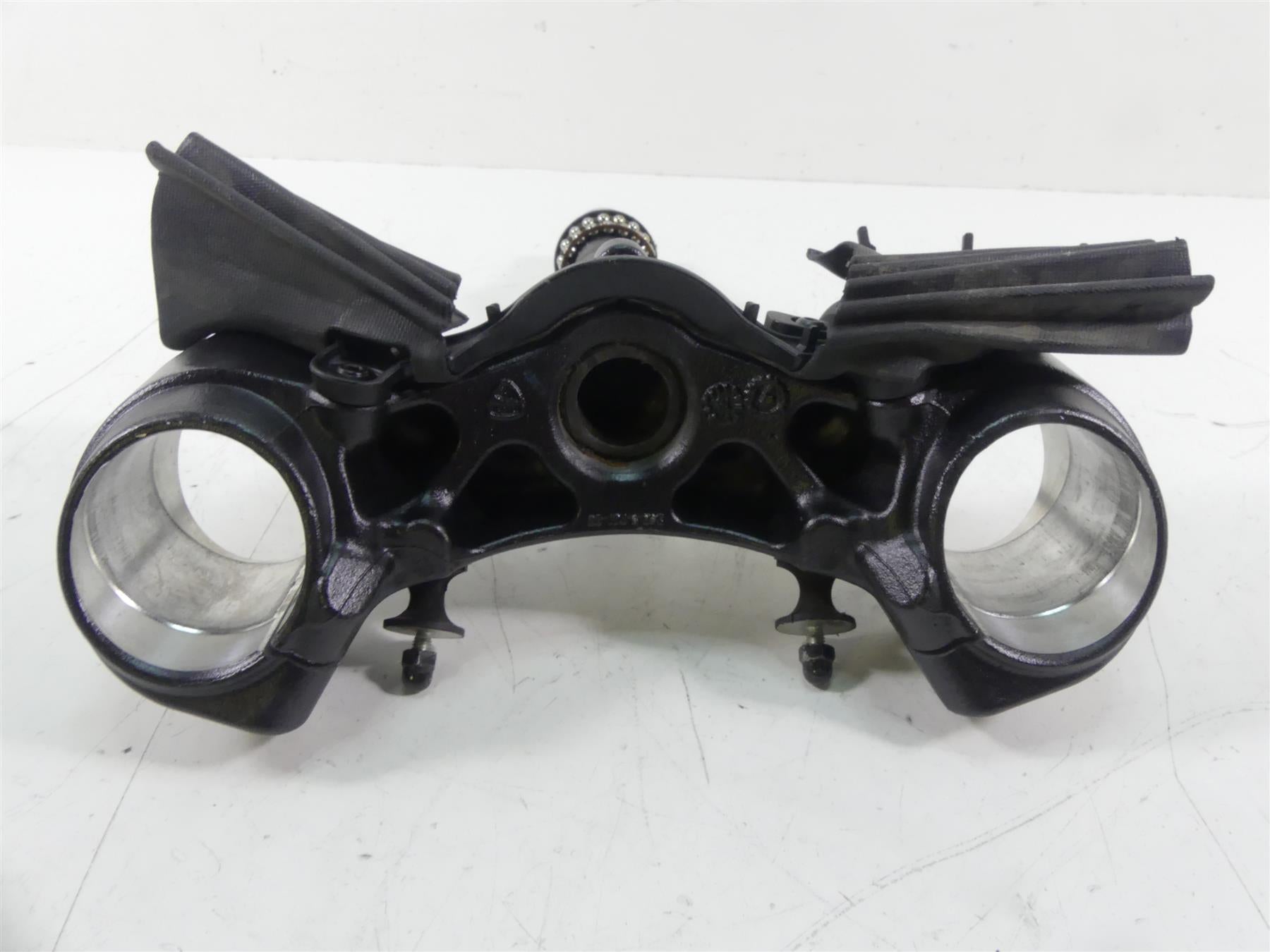 2015 Ducati Diavel Carbon Red Lower Triple Tree Steering Yoke 34220612B {{ shop.shopifyCountryName }} - Mototech271