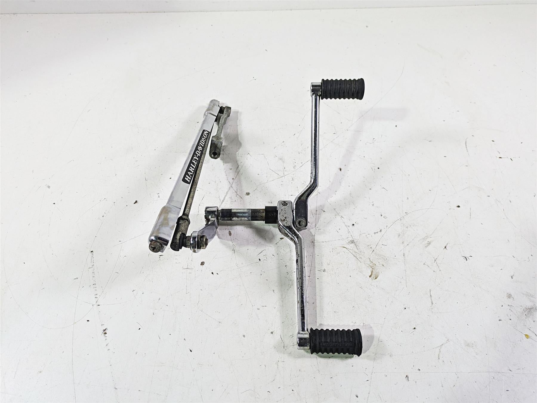 2003 Harley Touring FLHTCUI 100TH E-Glide Shifter Set + Linkage & Cover 33895-82 {{ shop.shopifyCountryName }} - Mototech271