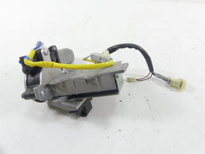2011 Victory Vision Tour Windshield Wind Shield Screen Drive Motor 4011815 | Mototech271