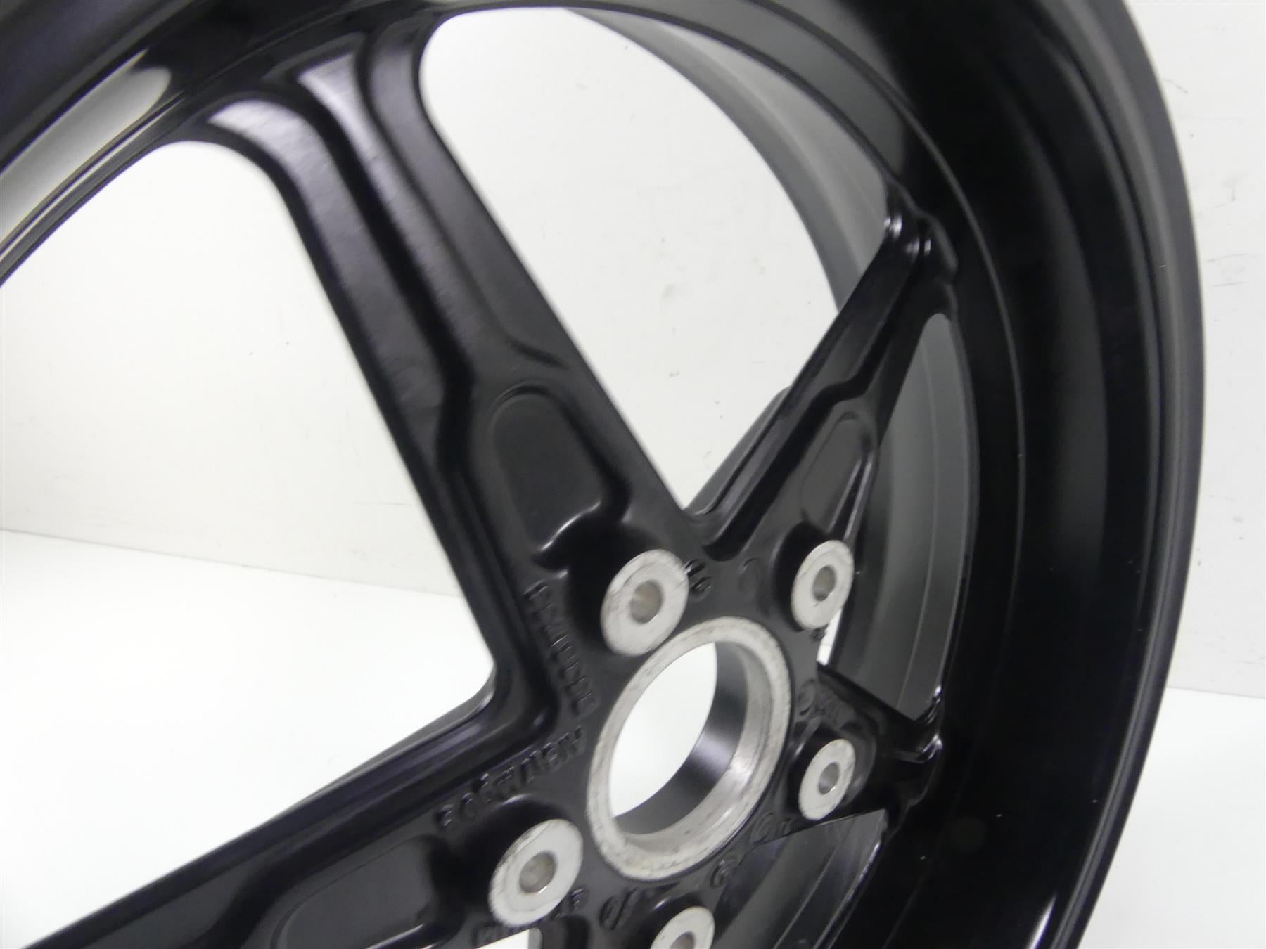 2017 BMW RnineT Racer K32 Nice Straight Rear 17x5.5 Cast Wheel Rim 36318562527 {{ shop.shopifyCountryName }} - Mototech271