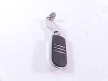 Load image into Gallery viewer, 2004 Harley Touring FLHRSI Road King Right Passenger Footpeg Foot Peg 49015-04A | Mototech271

