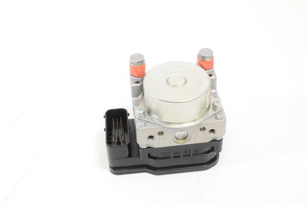 2014 Triumph 1050 Speed Triple ABS Nissin Abs Brake Module Pump T2024104 {{ shop.shopifyCountryName }} - Mototech271