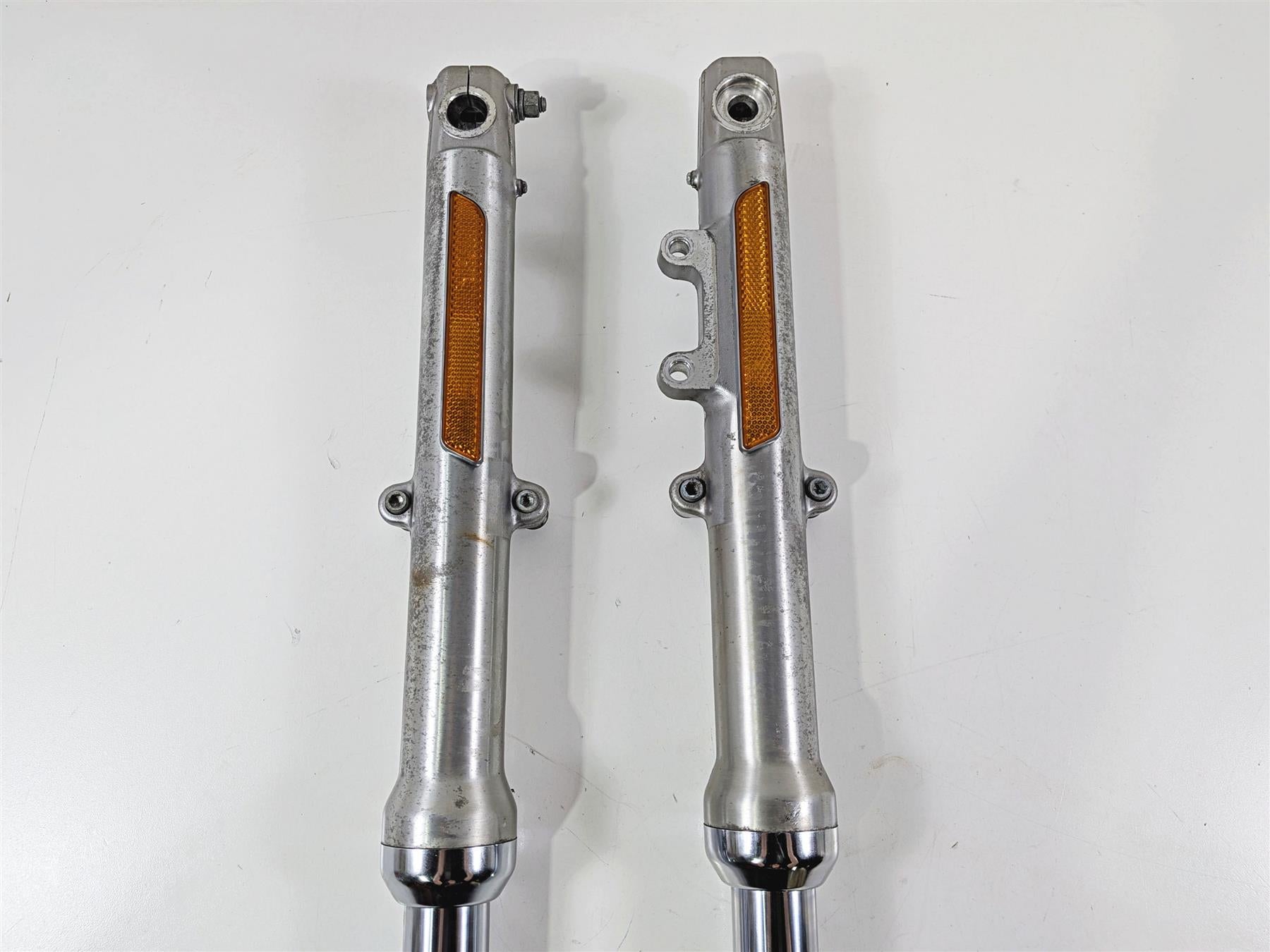 2006 Harley Sportster XL883 Low Front Fork Leg Set 39mm 46307-05 46308-05 {{ shop.shopifyCountryName }} - Mototech271