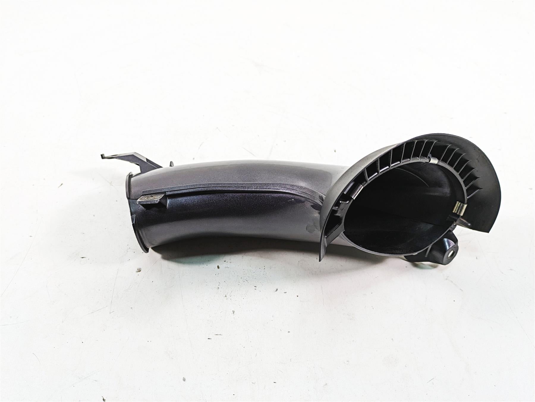 2007 Yamaha R1 YZFR1 Right Side Air Intake Duct Ram Scoop 4C8-2838N-00-P0 {{ shop.shopifyCountryName }} - Mototech271