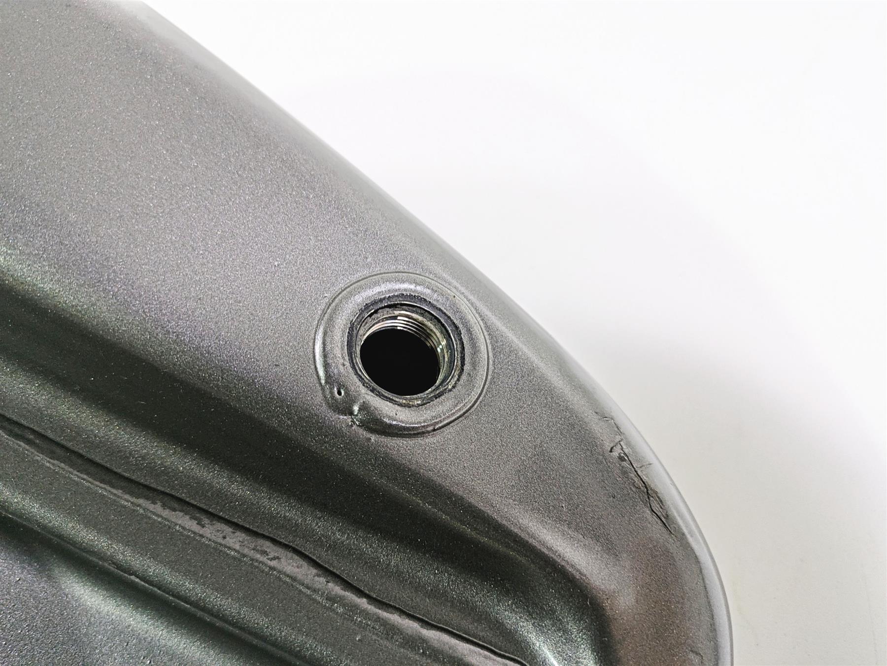 2009 Harley FLSTSB Cross Bones Fuel Gas Petrol Tank - Read 61000800 {{ shop.shopifyCountryName }} - Mototech271