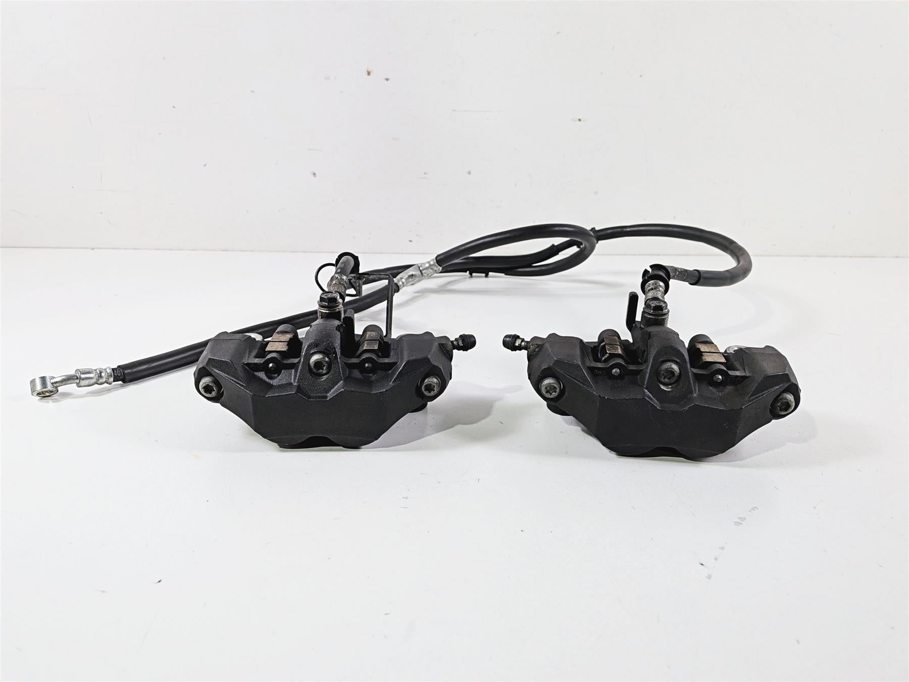 2014 Suzuki M109R VZR1800 Boulevard Front Brake Calipers 108mm 59100-41G40-999 {{ shop.shopifyCountryName }} - Mototech271
