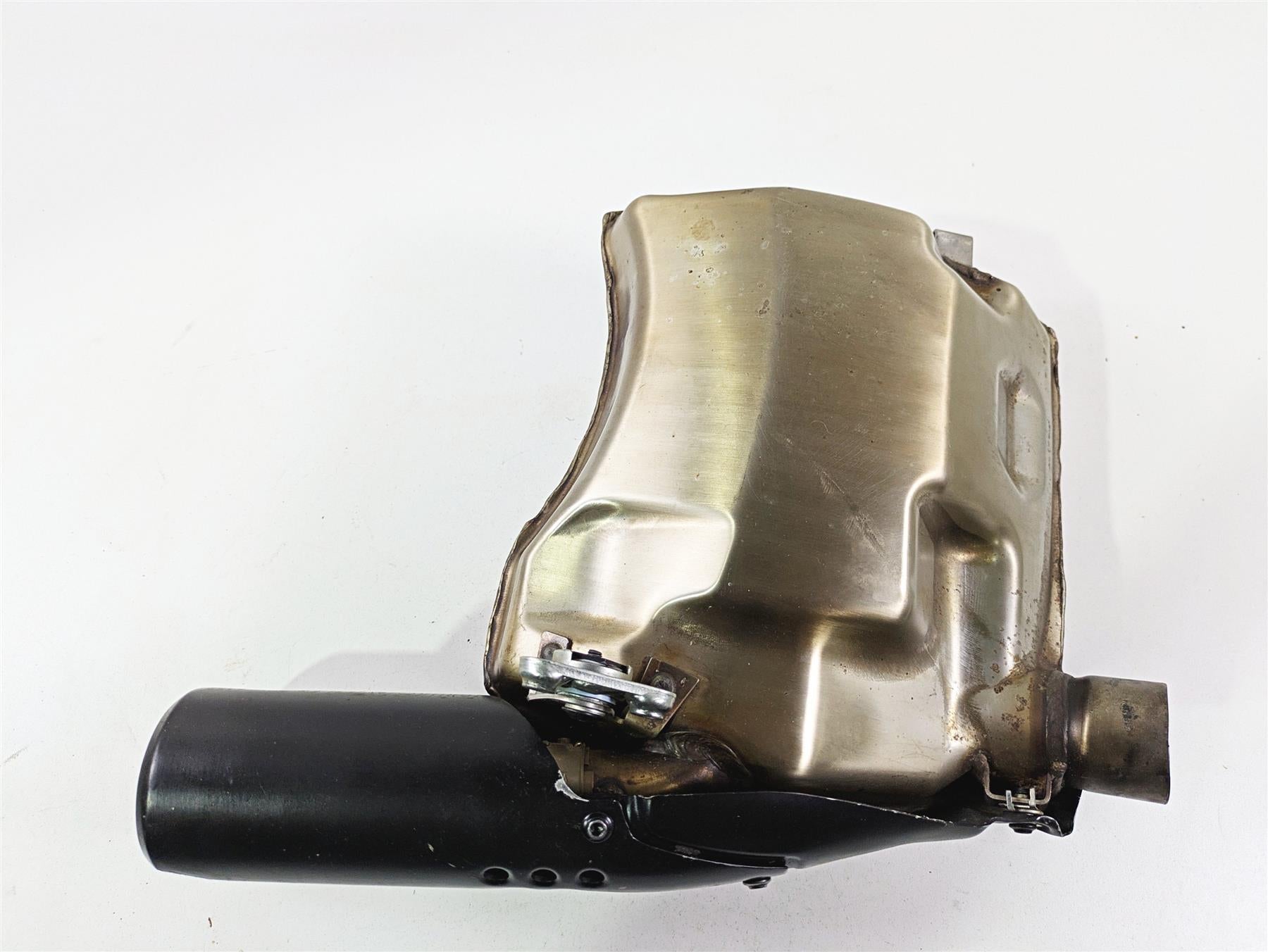 2018 Ducati Scrambler Desert Sled 800 Exhaust Center Muffler Silencer 57314331A {{ shop.shopifyCountryName }} - Mototech271