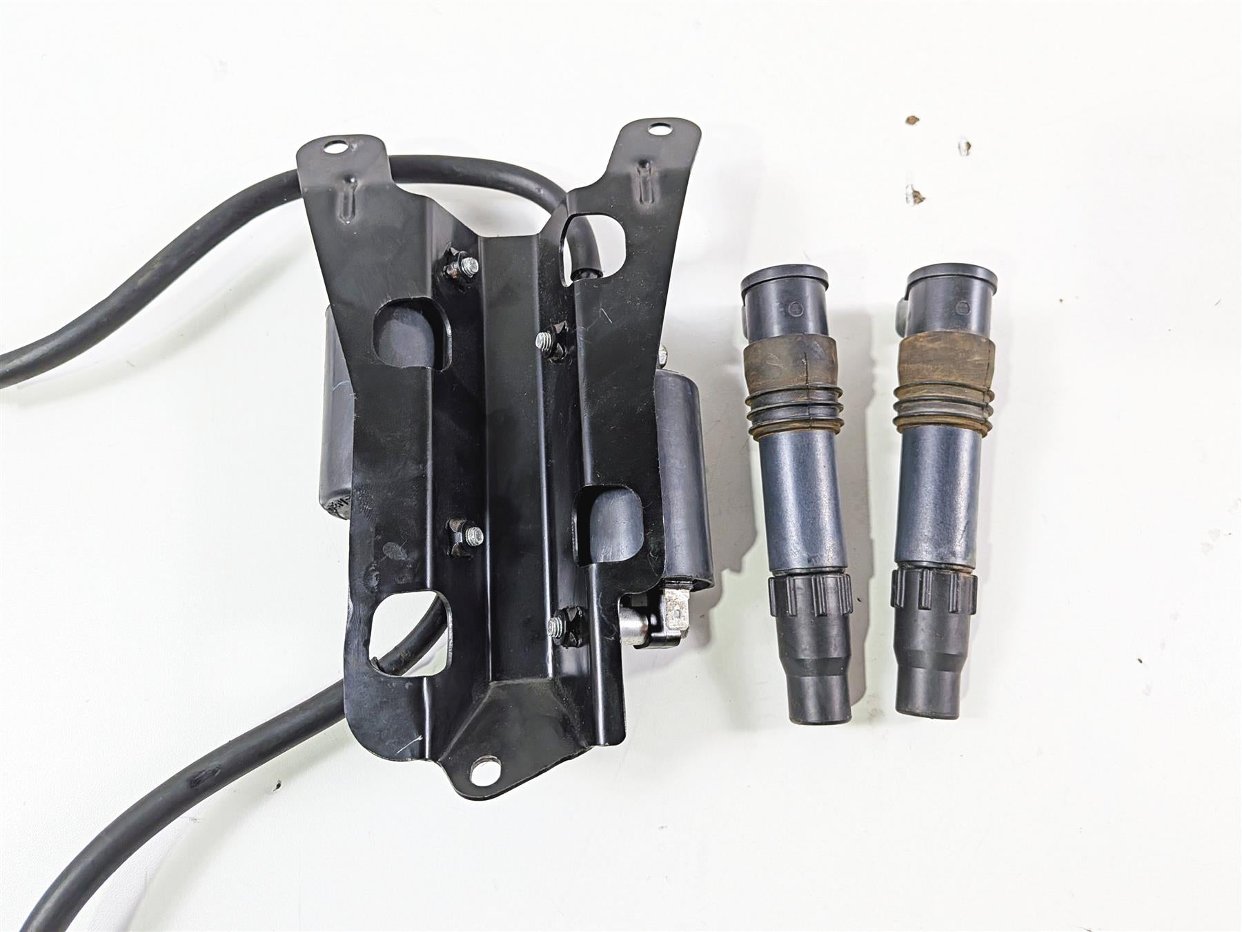 2014 Suzuki M109R VZR1800 Boulevard All 4 Ignition Coil Set 33410-35F11 {{ shop.shopifyCountryName }} - Mototech271