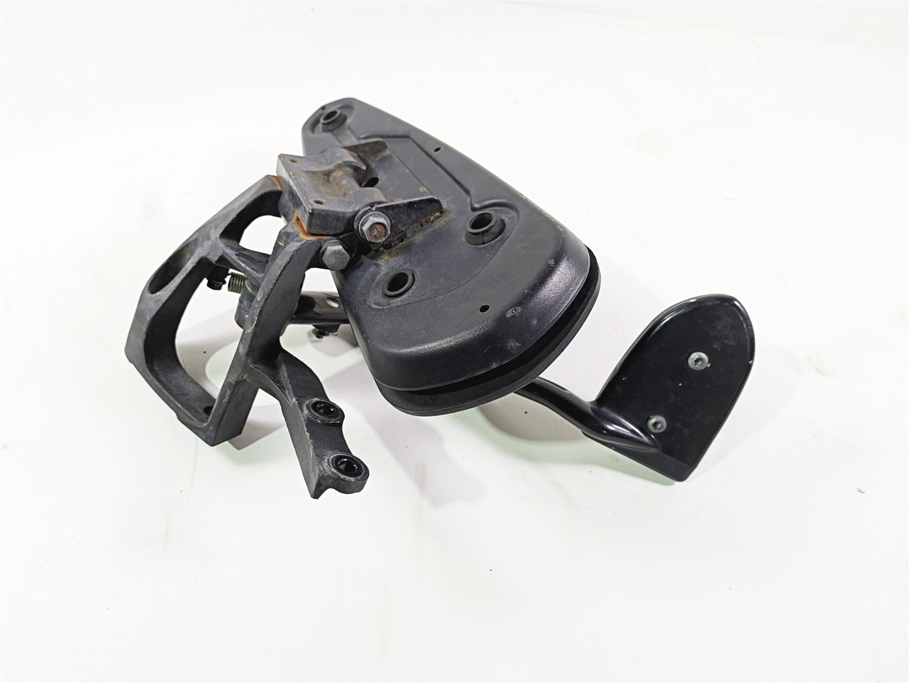2018 Indian Chieftain Dark Horse Front Right Floor Board & Brake Pedal 5141001 {{ shop.shopifyCountryName }} - Mototech271