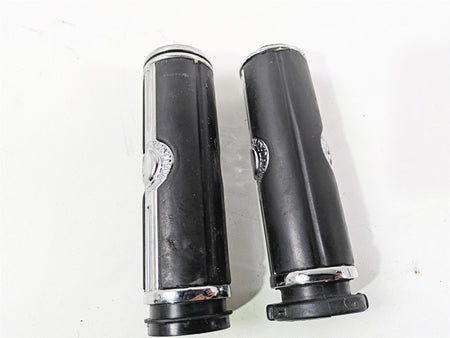 2016 Harley Touring FLHR Road King Willie G Skull Hand Grips - Read 56741-04 {{ shop.shopifyCountryName }} - Mototech271