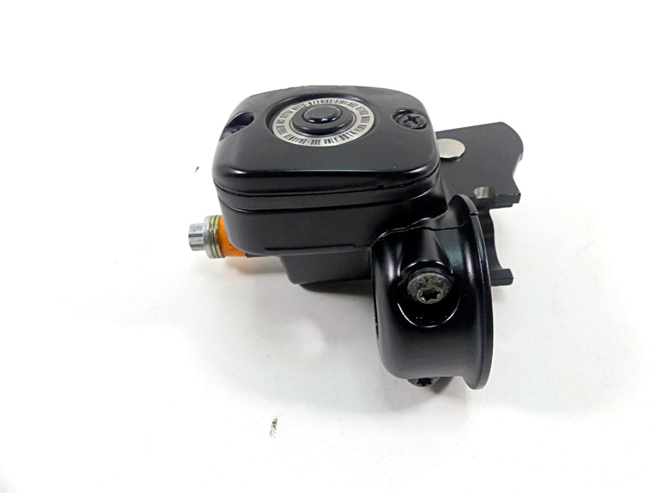 2010 Harley FXDF Dyna Fat Bob Front Brake Master Cylinder 9/16 -Read 45170-08E {{ shop.shopifyCountryName }} - Mototech271