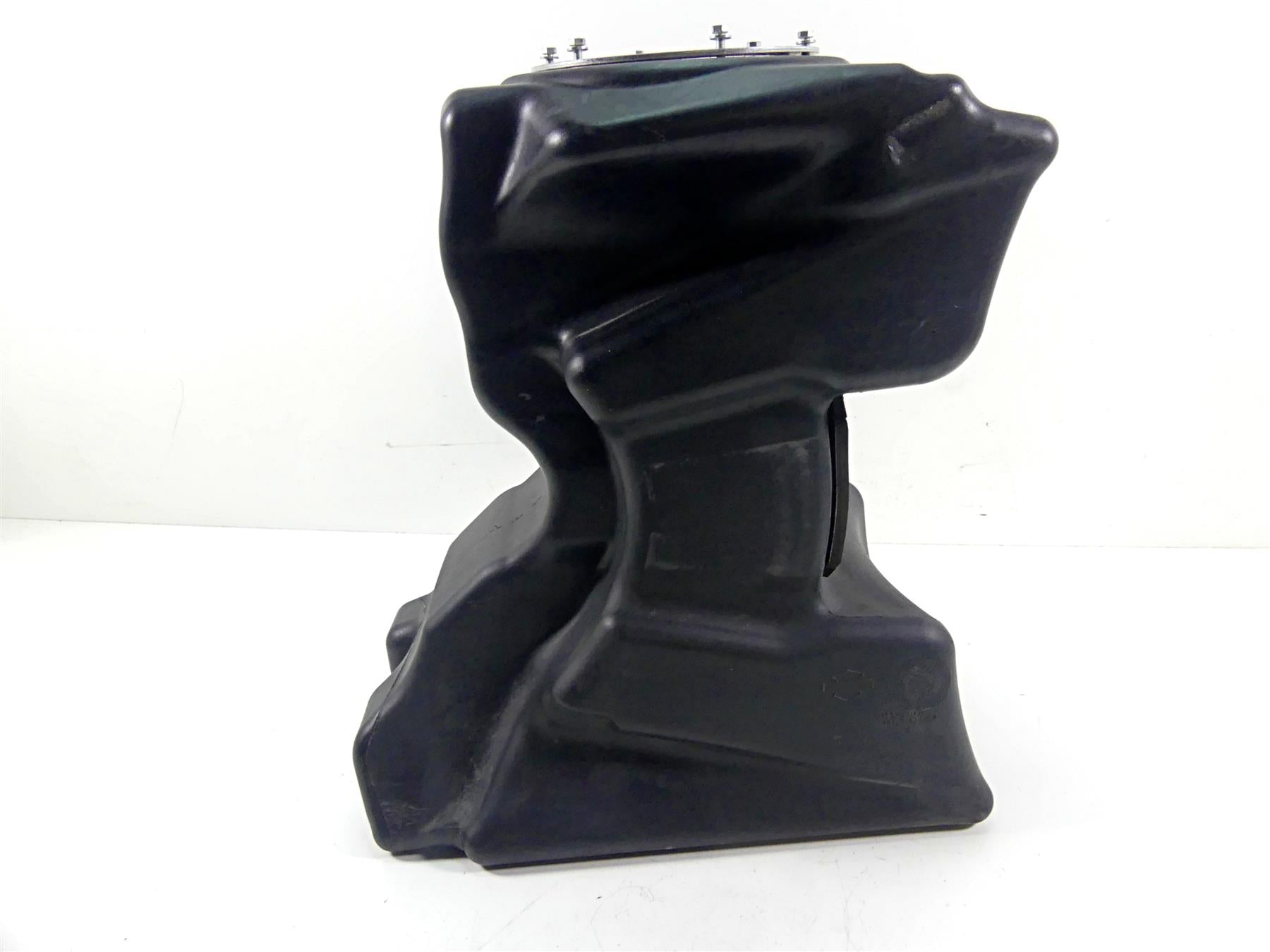 2015 Harley VRSCF Muscle V-Rod Plastic Fuel Gas Petrol Tank 62921-07 61328-07 {{ shop.shopifyCountryName }} - Mototech271
