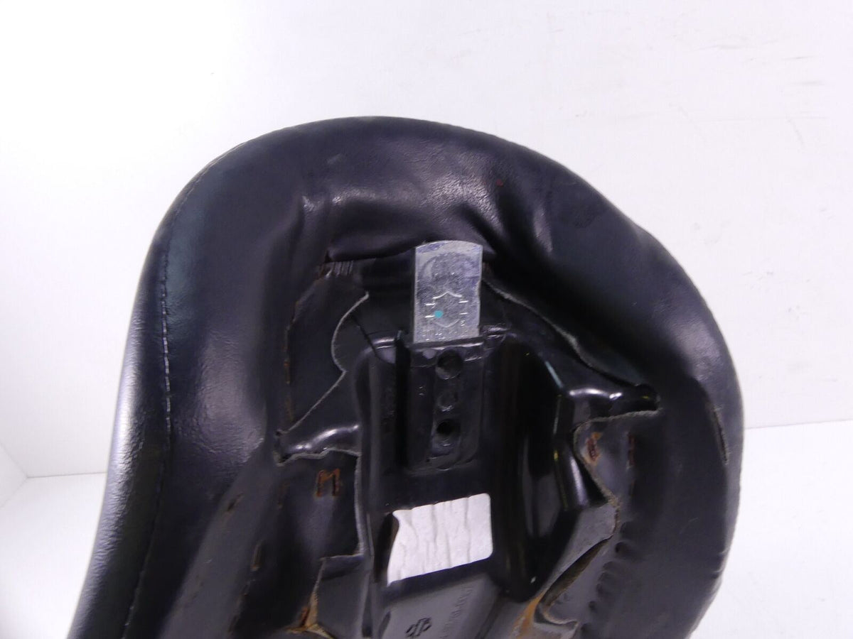 2016 Harley FLD Dyna Switchback 103 Seat Saddle -No Cuts 54166-12 {{ shop.shopifyCountryName }} - Mototech271