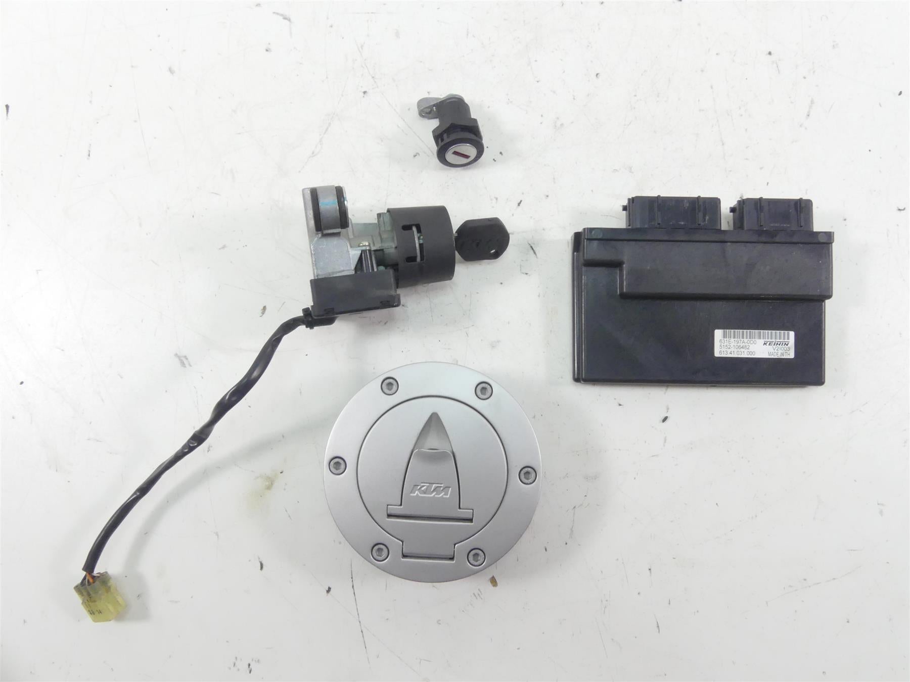 2015 KTM 1290R Super Duke Cdi Ecu Ecm Ignition Switch Key Lock Set 61341031000 {{ shop.shopifyCountryName }} - Mototech271
