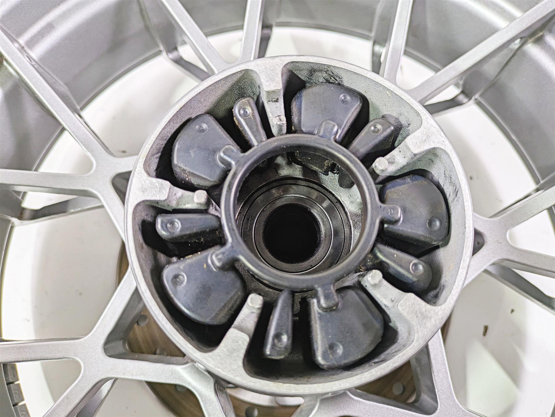 2024 Harley Sportster RH975 S Straight 16x4.25 Rear Wheel Rim 7 Spoke 40900930 {{ shop.shopifyCountryName }} - Mototech271