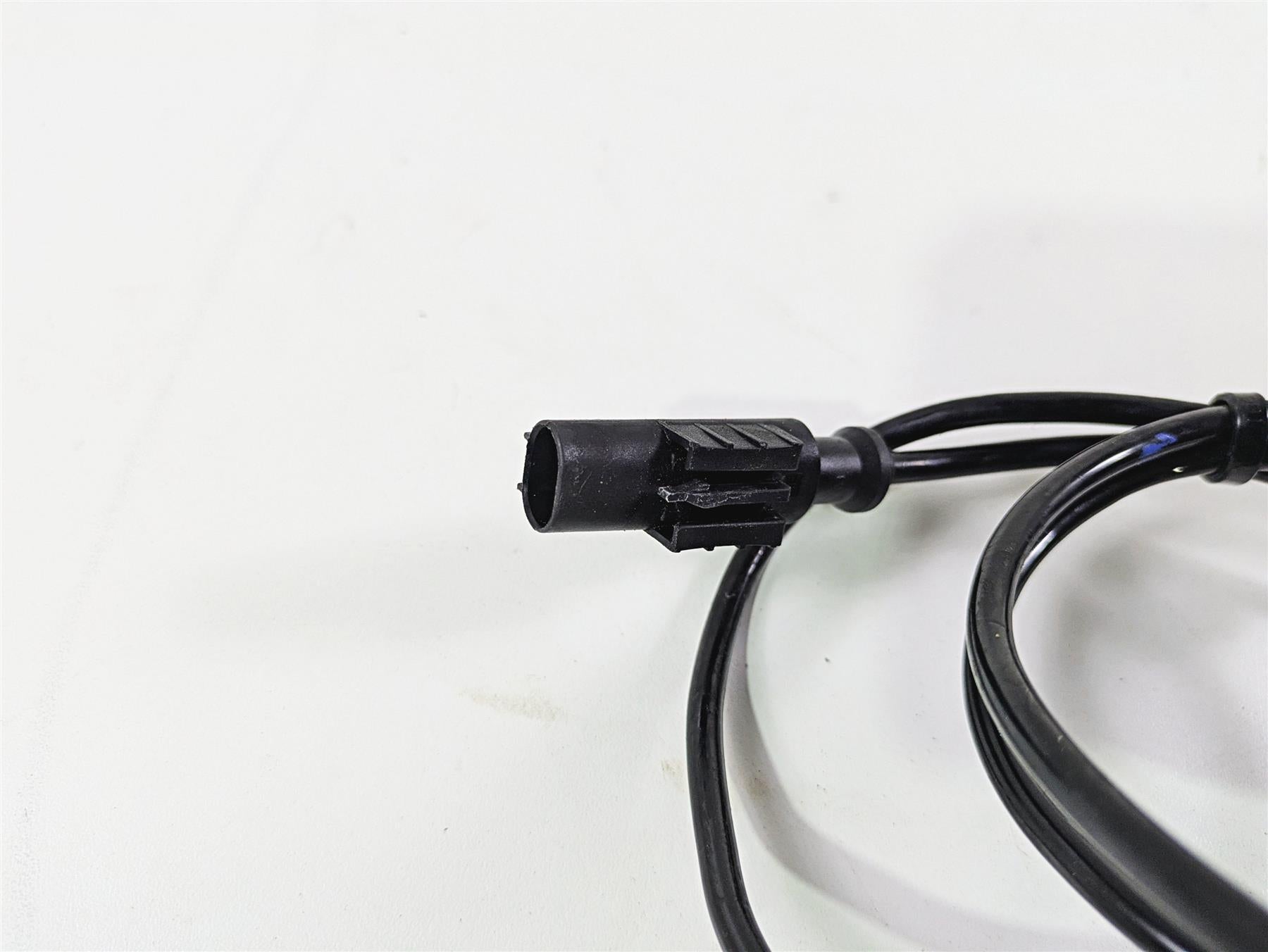 2022 Ducati Streetfighter V2 Front Wheel Speed Abs Brake Sensor 55212121B {{ shop.shopifyCountryName }} - Mototech271