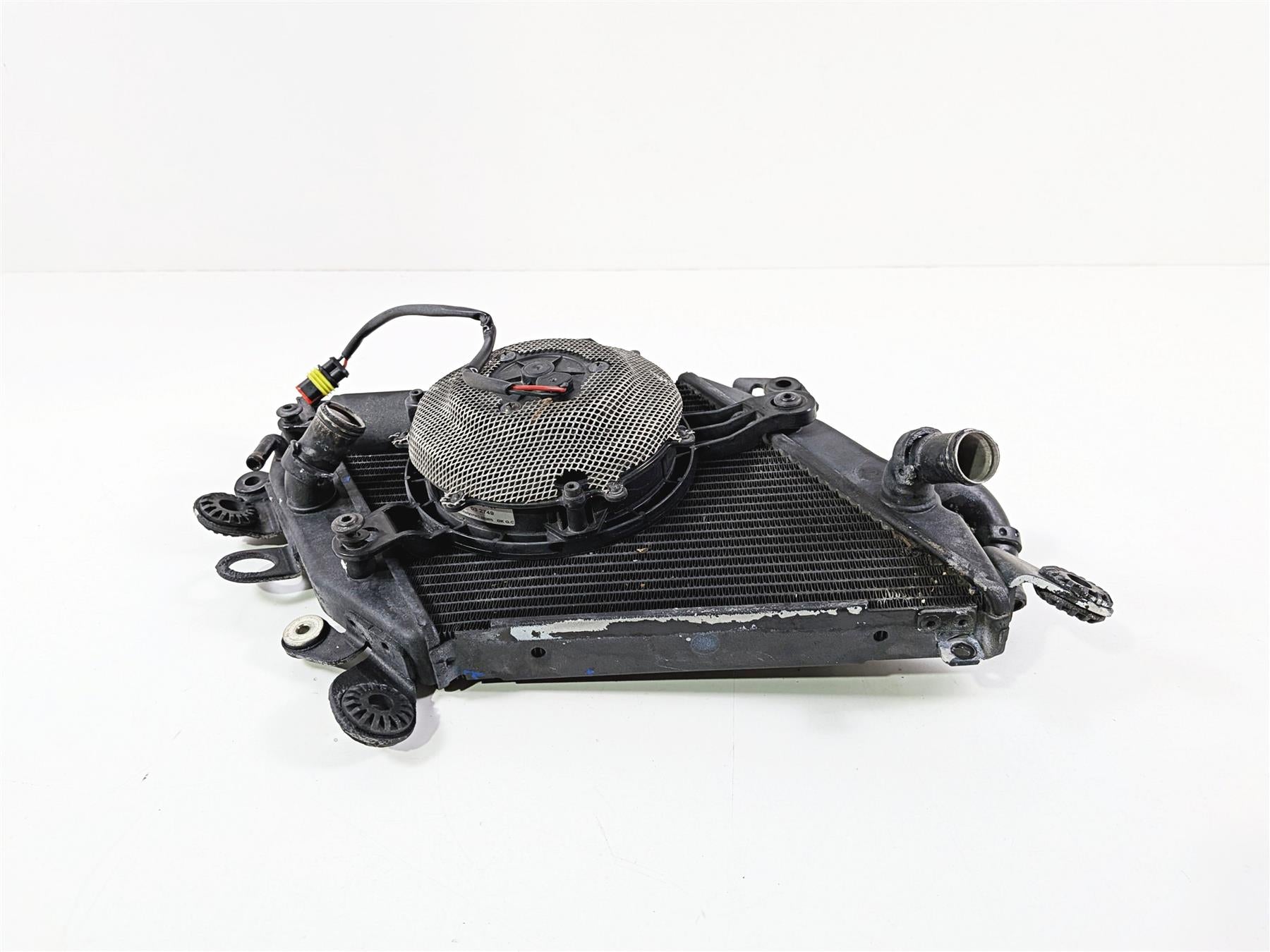 2015 Ducati Diavel Dark Left Coolant Radiator Fan Set 54840891B-Mototech271