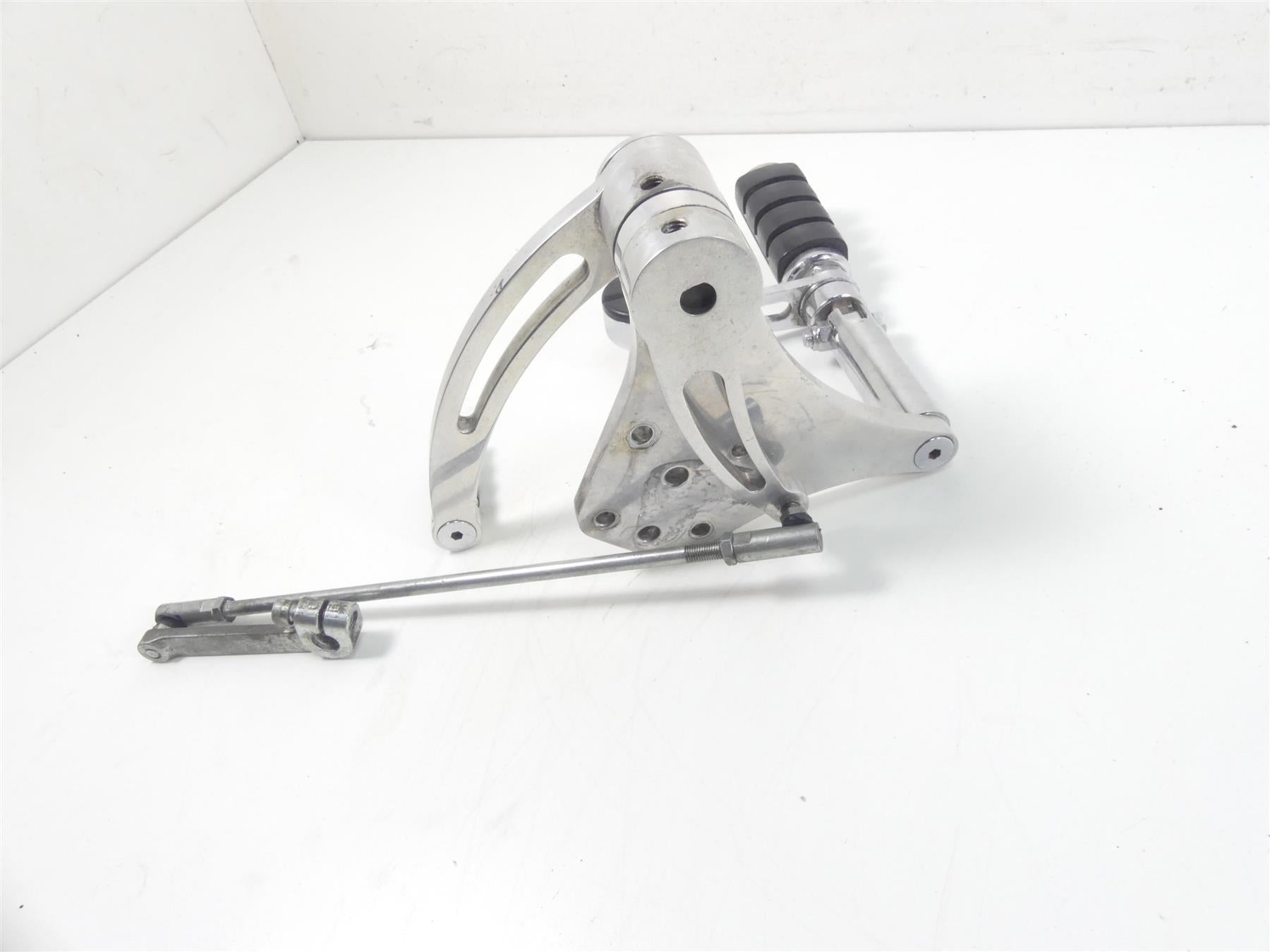 1999 Harley FXSTS Softail Springer Forward Control Foot peg Shift Brake Set {{ shop.shopifyCountryName }} - Mototech271