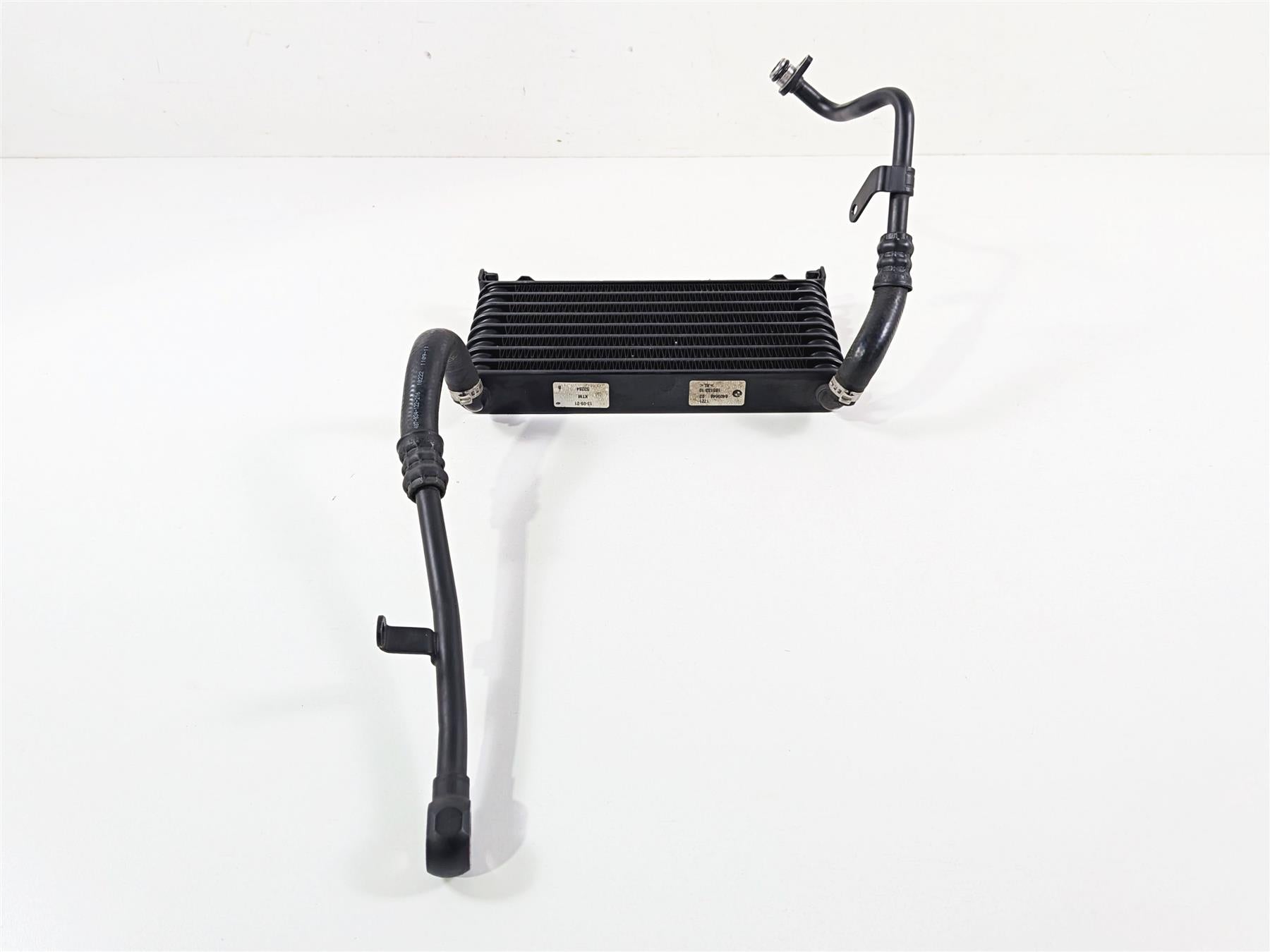 2023 BMW R nineT Scrambler K23 Oil Cooler & Lines 17218409648 {{ shop.shopifyCountryName }} - Mototech271