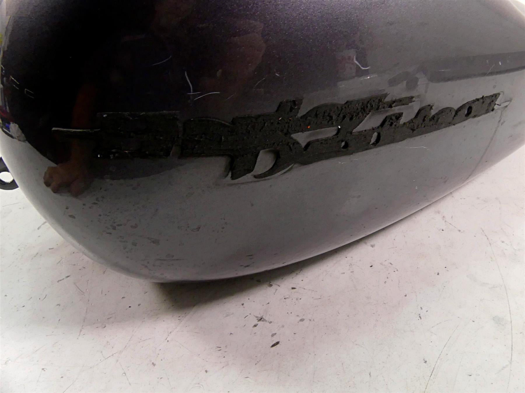 2015 Harley Touring FLHXS Street Glide Fuel Gas Petrol Tank -Dent 61356-08 {{ shop.shopifyCountryName }} - Mototech271