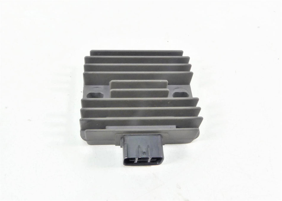 2012 Mv Agusta Brutale 1090 R Rectifier Voltage Regulator 8000B3206 SH678KA {{ shop.shopifyCountryName }} - Mototech271