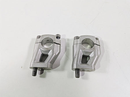 2015 Triumph Tiger Explorer XC Oem Handlebar Riser Holder Set T2040813 {{ shop.shopifyCountryName }} - Mototech271
