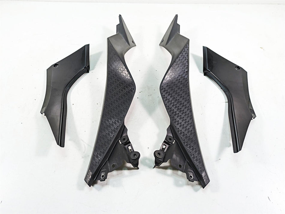 2016 Kawasaki Ninja EX300 Side Cover Fairing Infill Cover Set 53065-0027 {{ shop.shopifyCountryName }} - Mototech271