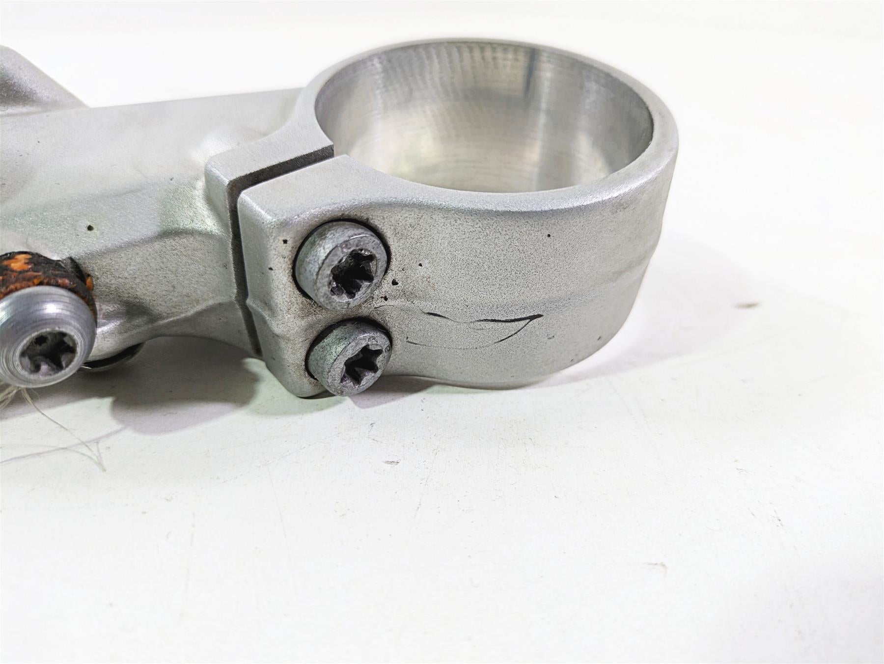 2009 BMW R1200GS K255 Adv Lower Triple Tree Steering Clamp 31427664956 {{ shop.shopifyCountryName }} - Mototech271