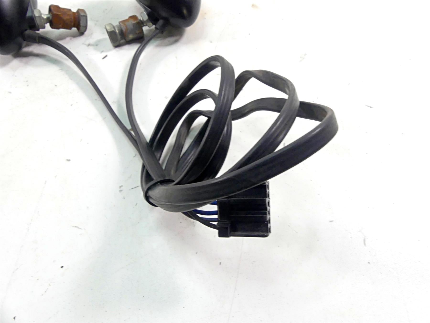 2015 Harley Davidson VRSCDX Night Rod Sp Front Blinker Turn Signal Set 69587-07 {{ shop.shopifyCountryName }} - Mototech271