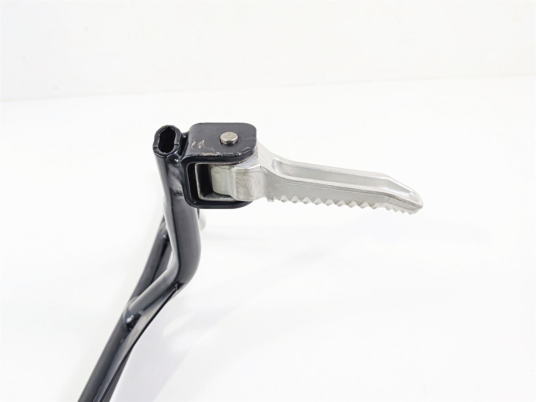 2023 BMW R nineT Scrambler K23 Rear Footpeg & Subframe - Read 46518561799 {{ shop.shopifyCountryName }} - Mototech271