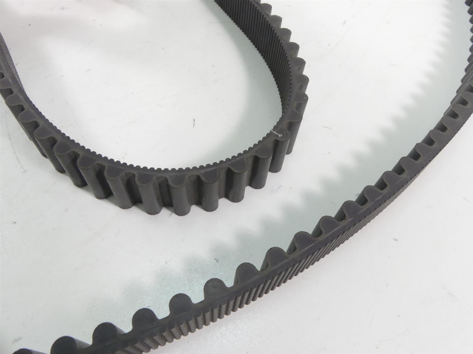 2007 Yamaha XVS1300 V-Star Rear Drive Belt 3D8-46241-00-00 {{ shop.shopifyCountryName }} - Mototech271